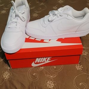 Nike Ebernon low